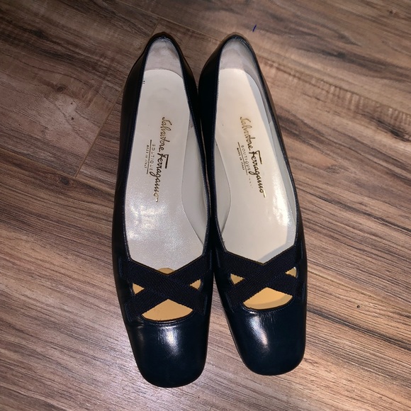 Salvatore Ferragamo Shoes - Salvatore Ferragamo Pumps Size 8 AA